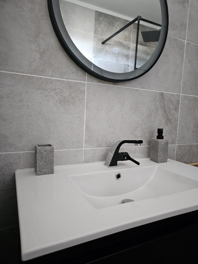 Le B96 Apartment Cayenne Ngoại thất bức ảnh